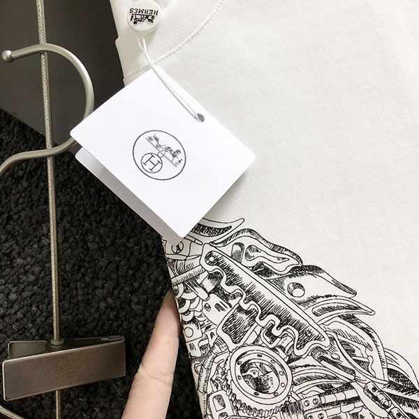 送料込エルメス 半袖 Tシャツ スーパーコピー H刺繍 コットン 2色 erg56341